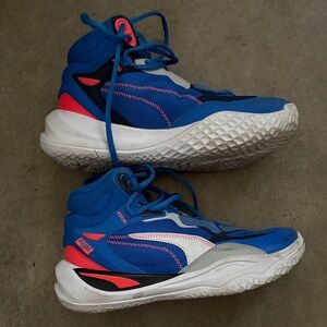 USED TWICE Puma Playmaker Pro Mid Persian Blue Athletic Shoes